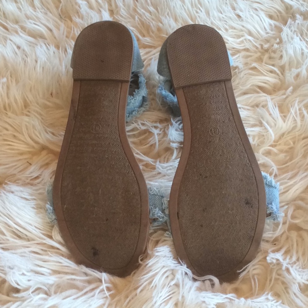 Cute Denim Sandals - Picture 3 of 5